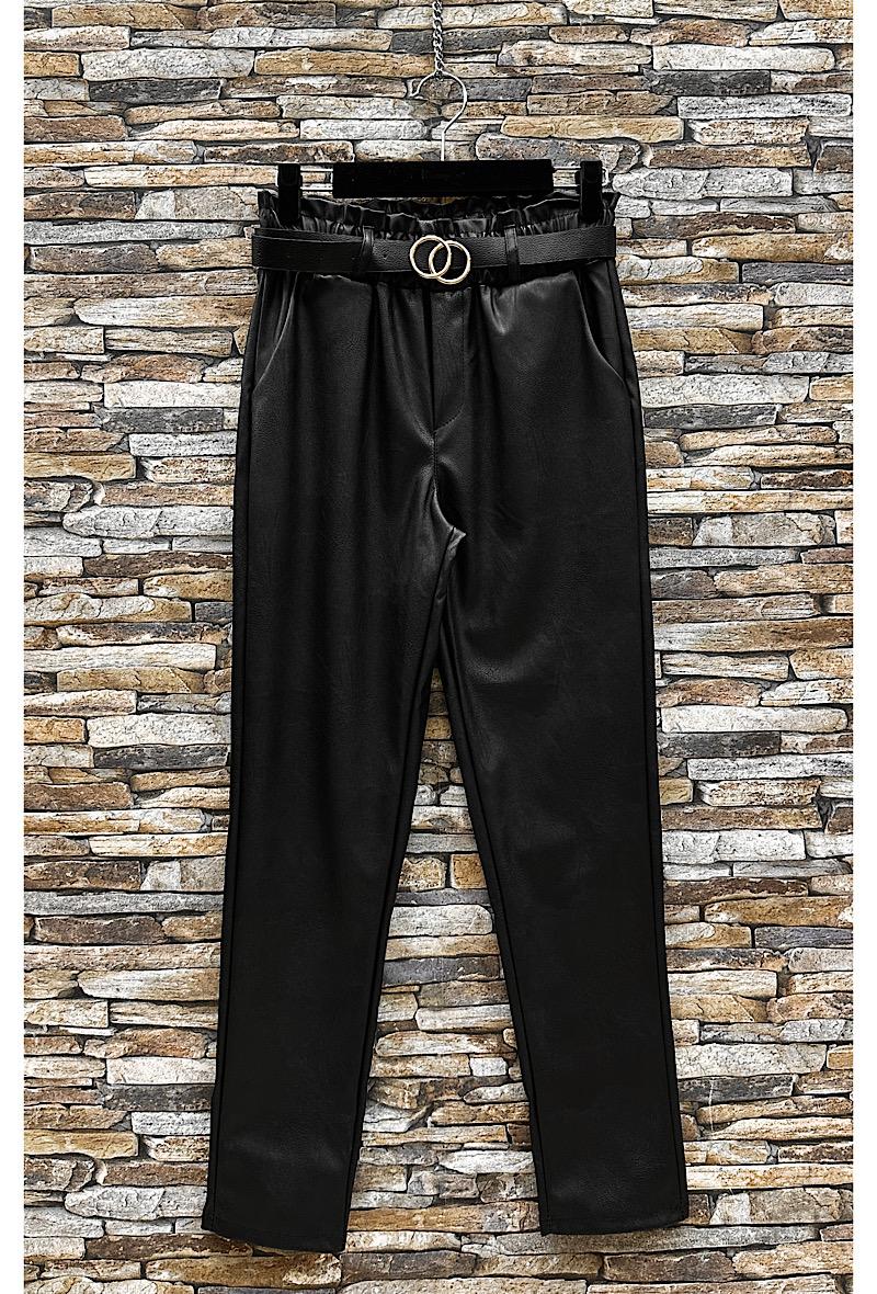 Pantalon similicuir +ceinture